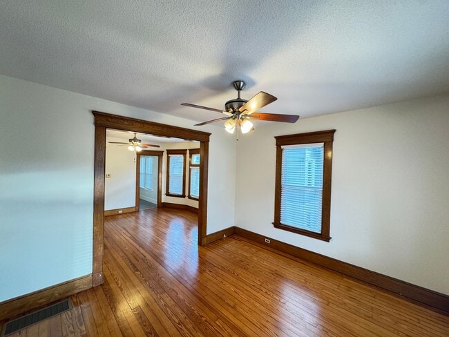 629 Savin Ave in West Haven, CT - Building Photo - Building Photo