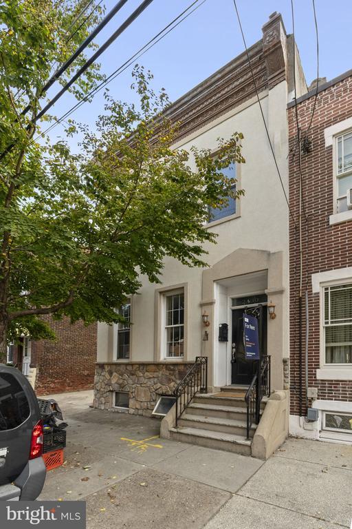 2430 E Somerset St in Philadelphia, PA - Building Photo - Building Photo
