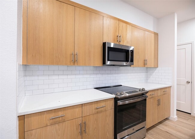 property at 2517 Appian Wy