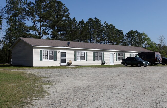 1308 River Rd in Selma, NC - Building Photo - Building Photo