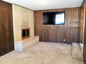 216 Chula Vista Pl NE in Albuquerque, NM - Building Photo - Building Photo
