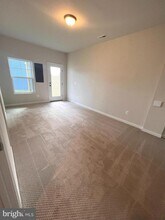 102 FLAXEN MANE Ct in Stephenson, VA - Building Photo - Building Photo