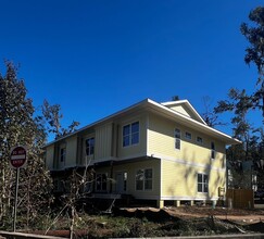 2895 S Blair Stone Rd in Tallahassee, FL - Building Photo - Building Photo