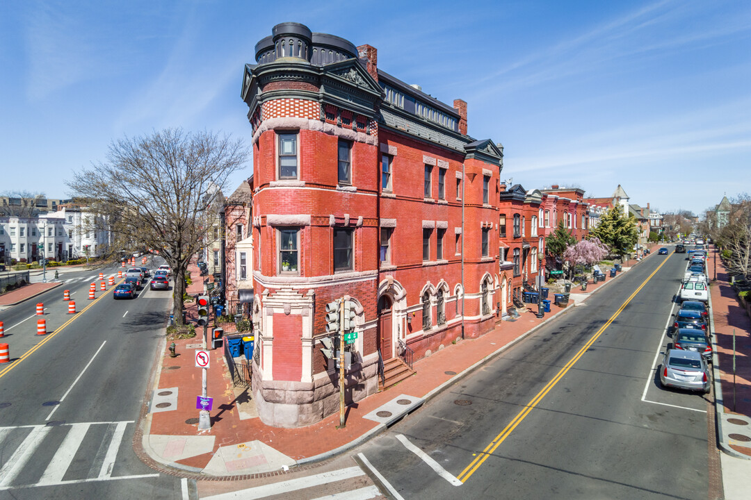 1800 4th St NW in Washington, DC - Foto de edificio