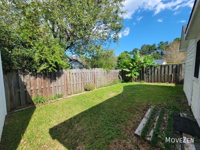 809 Antler Dr in Wilmington, NC - Building Photo - Building Photo