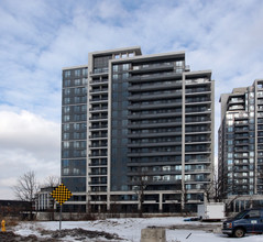 The Fountain Condos in Vaughan, ON - Building Photo - Building Photo