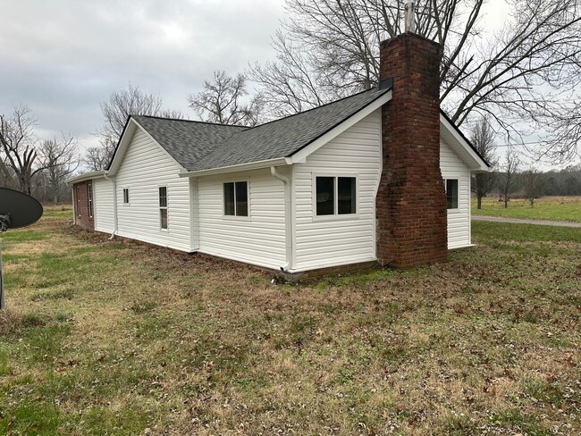 480 Smith Rd in Lebanon, TN - Building Photo - Building Photo