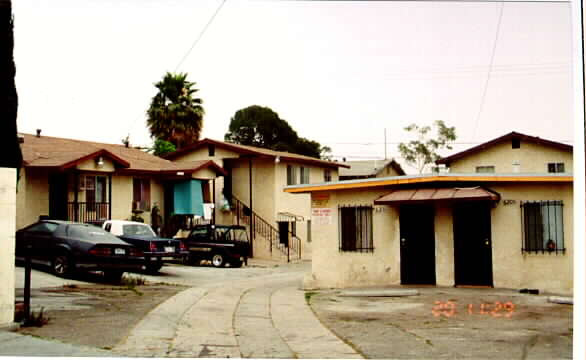 612-620 S Eastern Ave in Los Angeles, CA - Building Photo