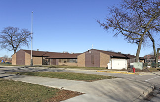 Abla Apartments in Chicago, IL - Building Photo