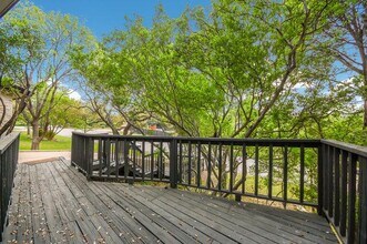 6304 Whitemarsh Valley Walk in Austin, TX - Building Photo - Building Photo
