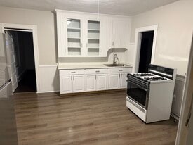 26 Wallace St in Providence, RI - Building Photo