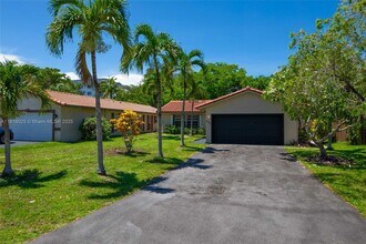 9039 NW 21st Ct in Coral Springs, FL - Foto de edificio - Building Photo