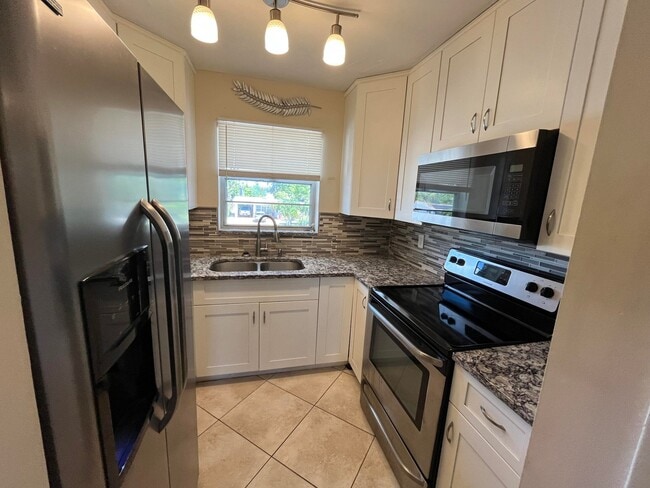 property at 420 W Palm St