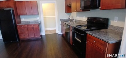 23 Williams St in Norwich, CT - Building Photo - Building Photo