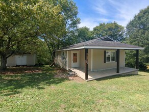 4813 Blue Bell Ave in Ooltewah, TN - Building Photo - Building Photo