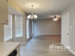 421 Faulkner Dr in Clarksville, TN - Building Photo - Building Photo