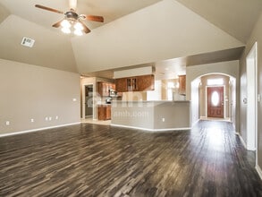 19422 E 48th St S in Broken Arrow, OK - Foto de edificio - Building Photo