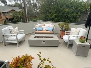 126 W Maple St in San Diego, CA - Building Photo - Building Photo