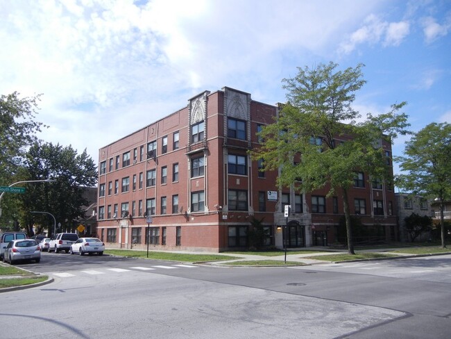 7836 S South Shore Dr in Chicago, IL - Foto de edificio - Building Photo