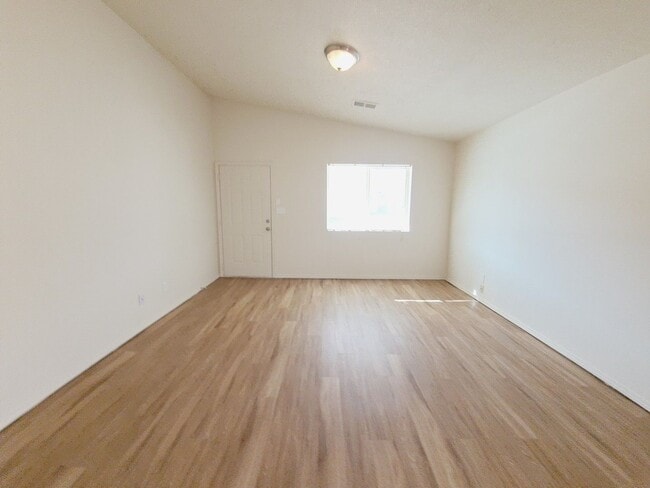 960 Desert Senna Ave SW in Los Lunas, NM - Building Photo - Building Photo