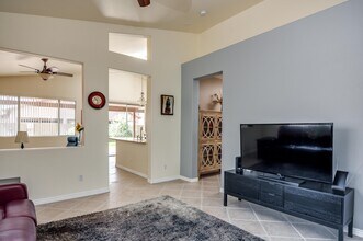 6875 W Harrison St in Chandler, AZ - Foto de edificio - Building Photo