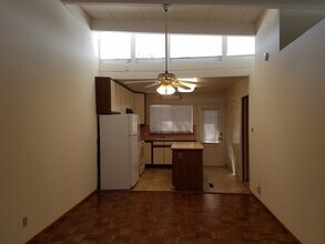 3907 Middlefield Rd in Palo Alto, CA - Building Photo - Building Photo