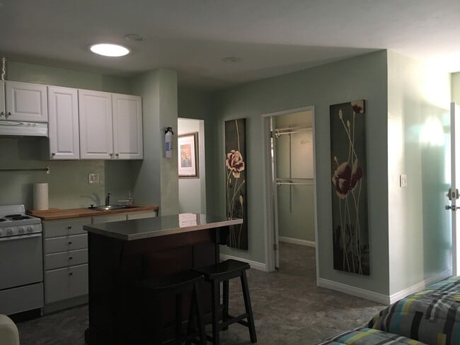 632 Maria Ave, Unit Bella’s Home