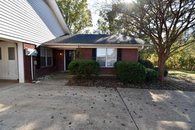 599 Rough Edge Rd in Ruston, LA - Building Photo - Building Photo