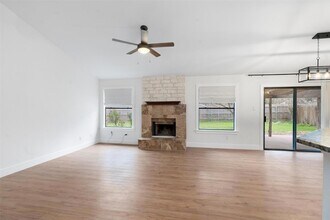2419 Ashley Way in Austin, TX - Building Photo - Building Photo