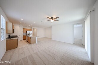 25208 N 172nd Dr in Surprise, AZ - Building Photo - Building Photo