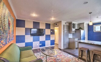 2211 Blodgett St in Houston, TX - Building Photo