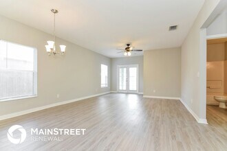 1711 31st Ave E in Bradenton, FL - Foto de edificio - Building Photo