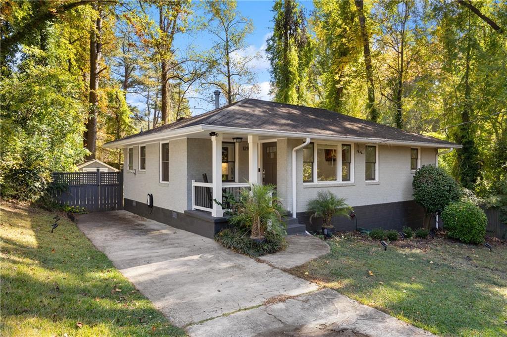 1290 Glen Forest Way in Decatur, GA - Building Photo