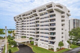 30 Turner St in Clearwater, FL - Building Photo