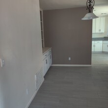 344 E Virginia Cir, Unit 344 E Virginia Circle in Phoenix, AZ - Foto de edificio - Building Photo