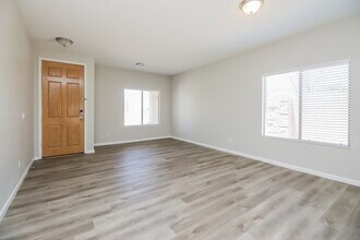 29457 N Broken Shale Dr in Queen Creek, AZ - Building Photo - Building Photo