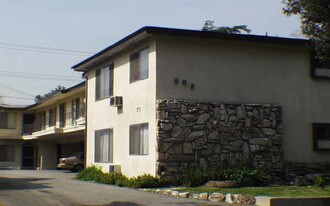 503 N Electric Ave in Alhambra, CA - Building Photo