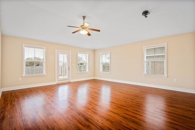 405 Ellington Ave in Fairhope, AL - Building Photo - Building Photo