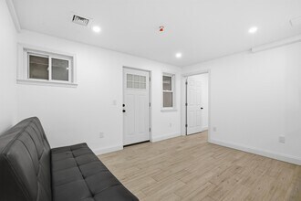 1012 Palisade Ave in Union City, NJ - Building Photo - Building Photo