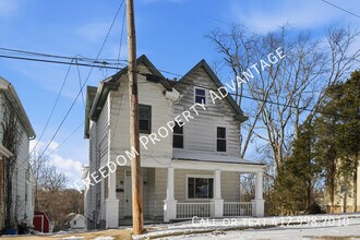 57 Aylesworth Ave in Washington, PA - Building Photo - Building Photo