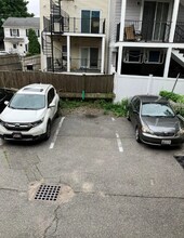 117 W Seventh St, Unit #1 in Boston, MA - Building Photo - Building Photo