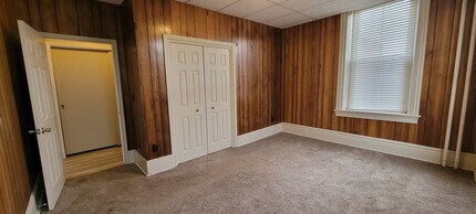 22 N 2nd St, Unit Apt A in Newport, PA - Building Photo - Building Photo