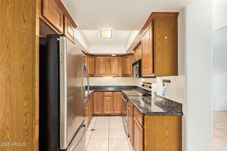 151 E Broadway Rd in Tempe, AZ - Building Photo - Building Photo