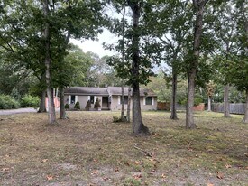 1426 Stagecoach Rd in Ocean View, NJ - Building Photo