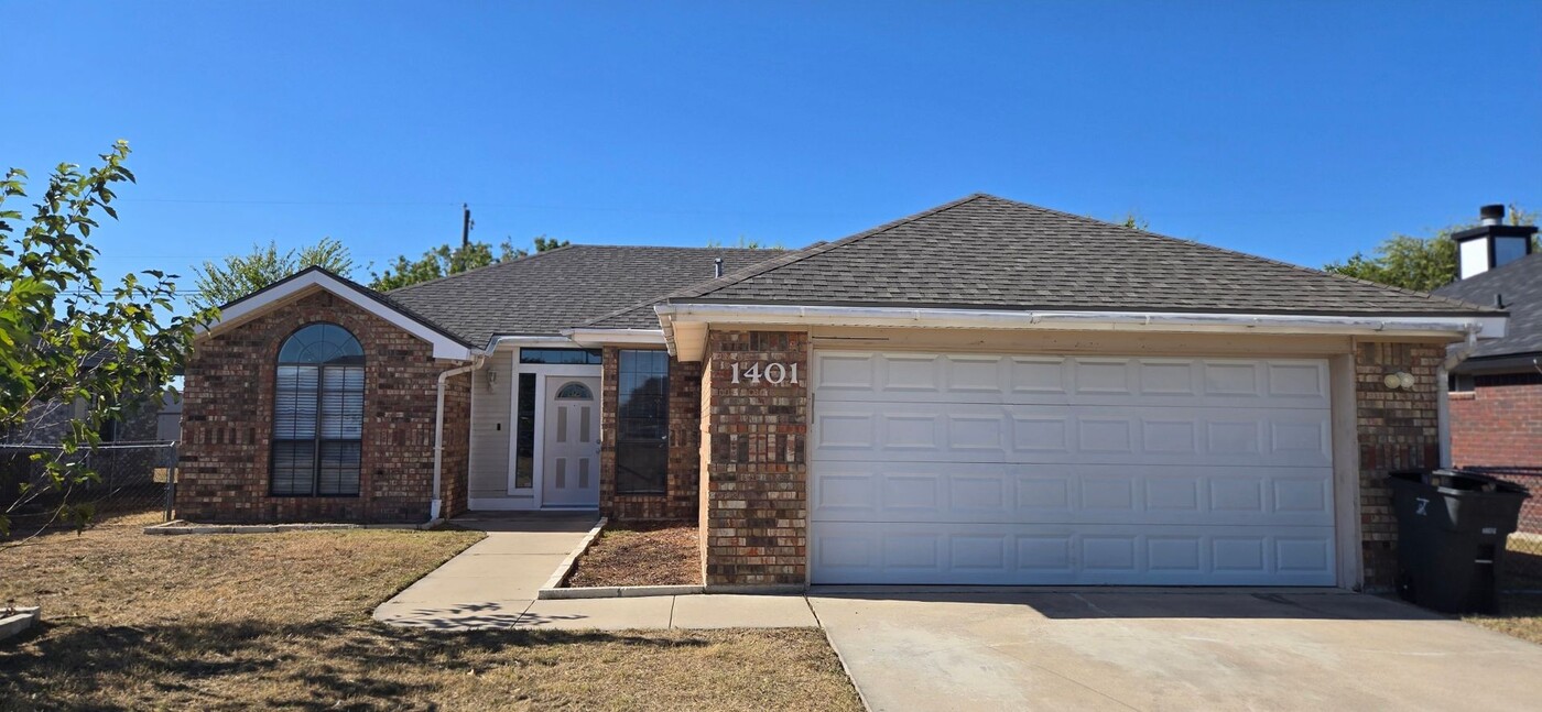 1401 Windsor Cir in Killeen, TX - Building Photo