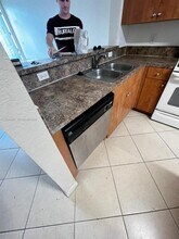 1909 Hibiscus Ln in Riviera Beach, FL - Building Photo - Building Photo