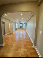 754 Brady Ave in Bronx, NY - Building Photo