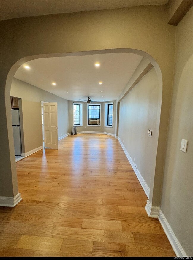 property at 754 Brady Ave