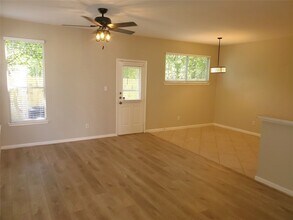 11802 Chetman Dr in Houston, TX - Foto de edificio - Building Photo