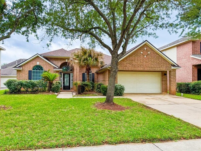 property at 2815 Town Gate Ct